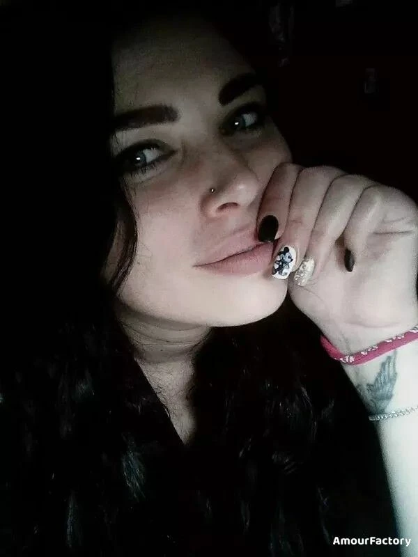 Alena, 28