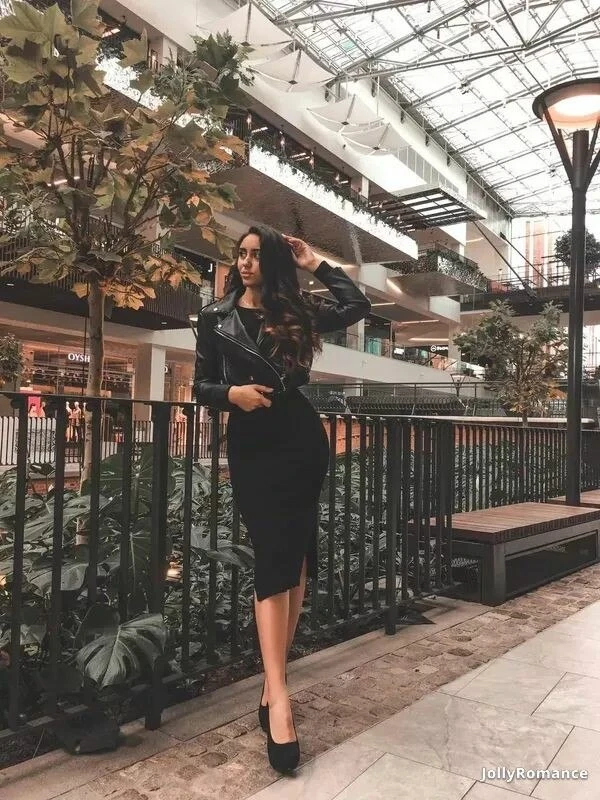 Alena Profile image 2