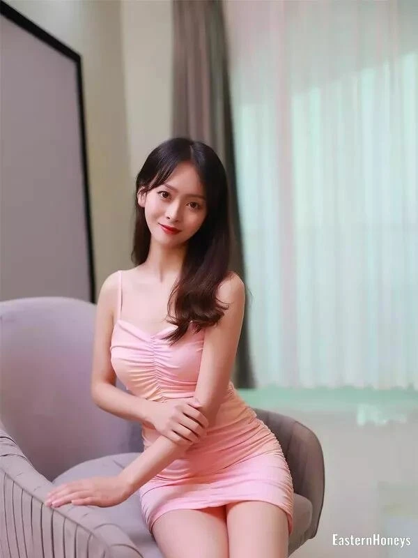 Yanling Profile image 1