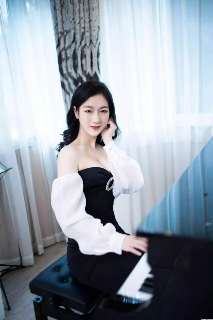 Ruyi Profile image 4