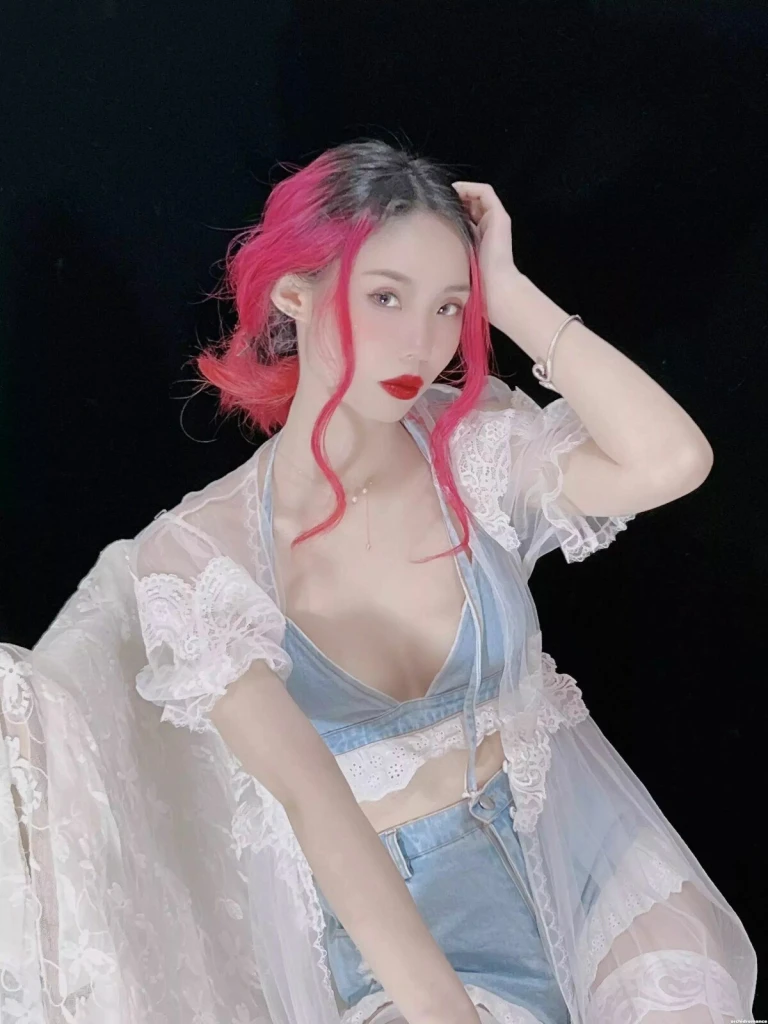 Chunyan Profile image 4