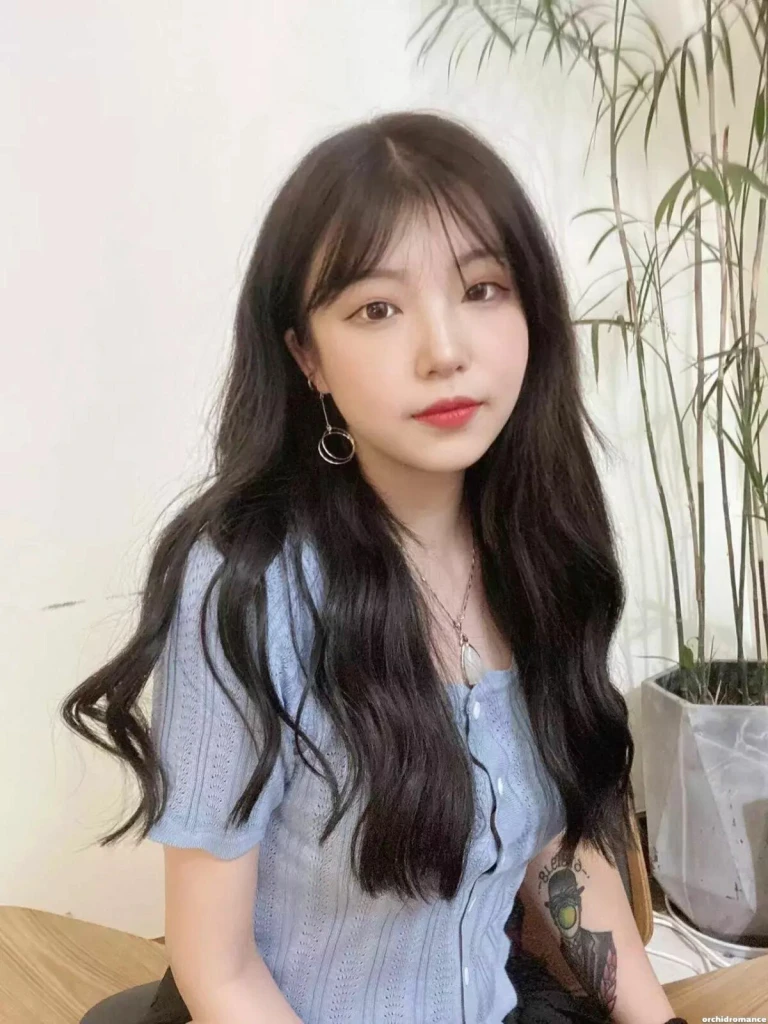 Yuechi Profile image 2