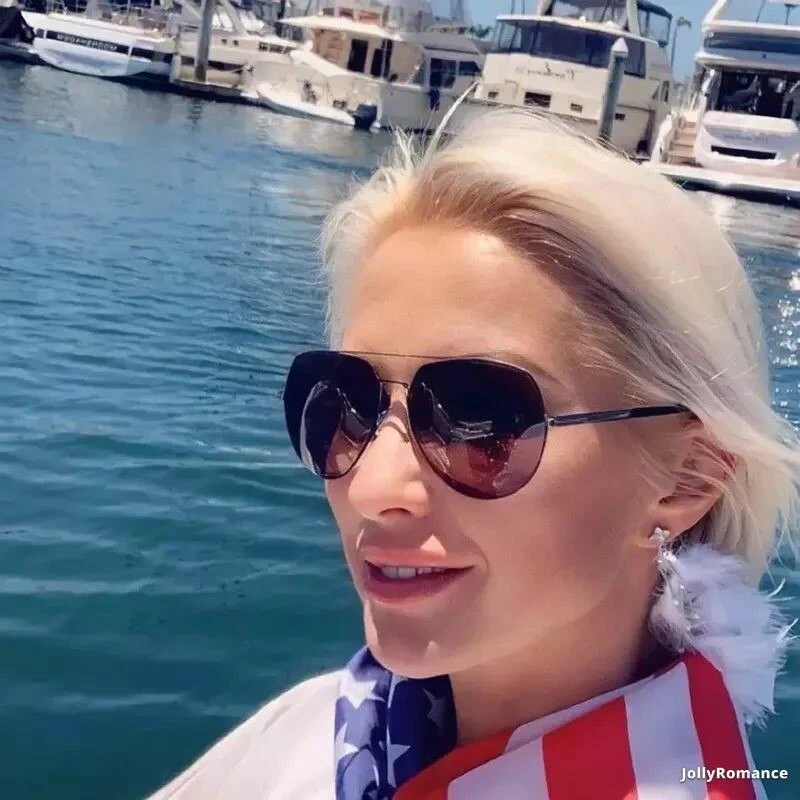 Svitlana Profile image 2