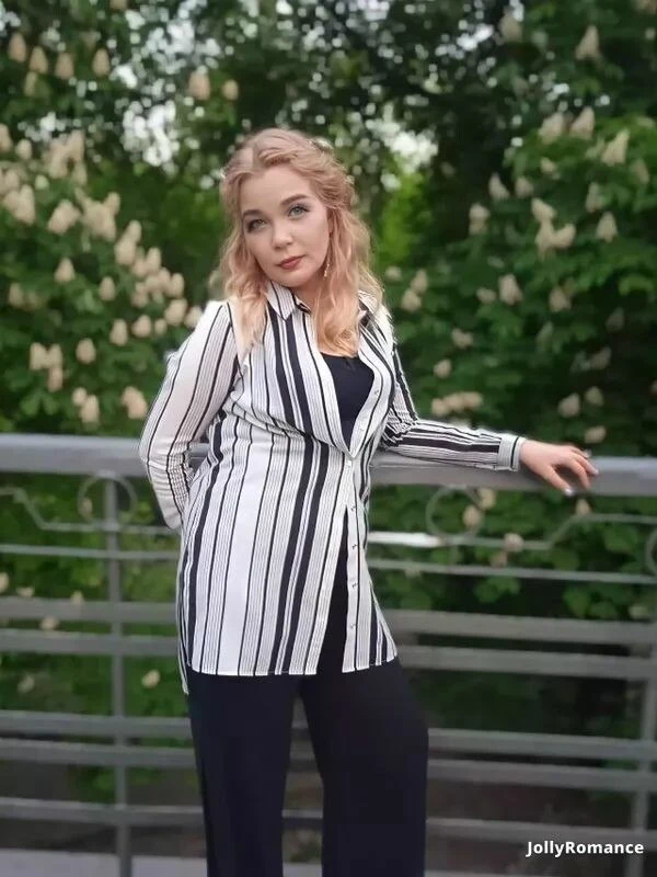Svetlana Profile image 2
