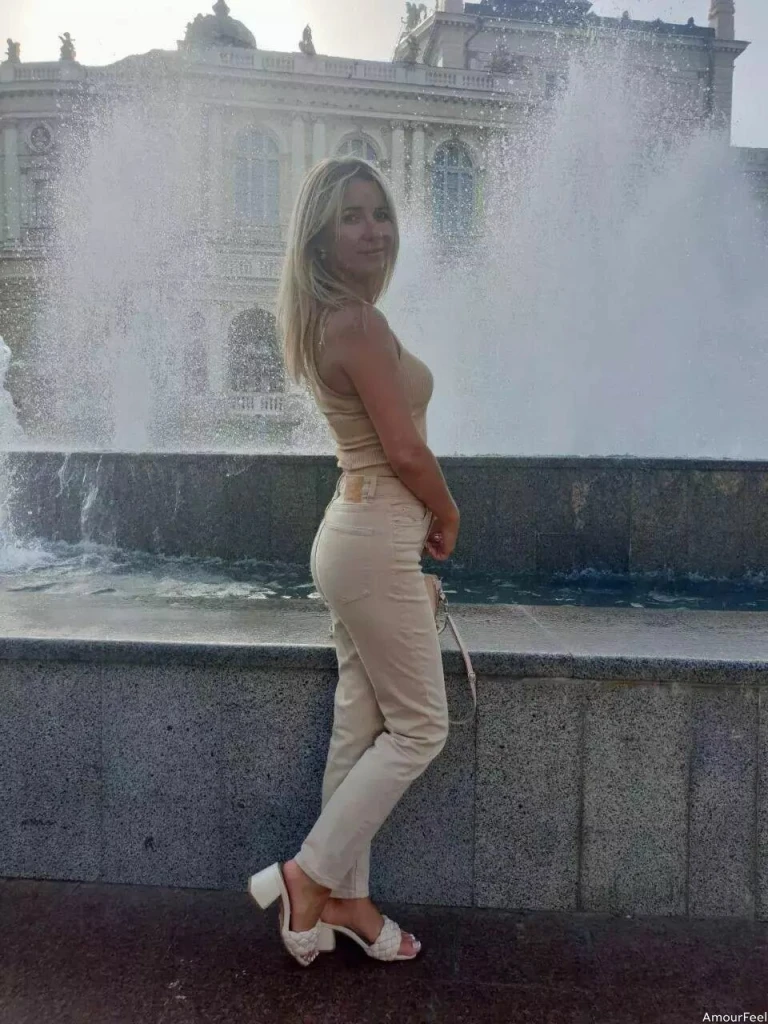 Svetlana, 35