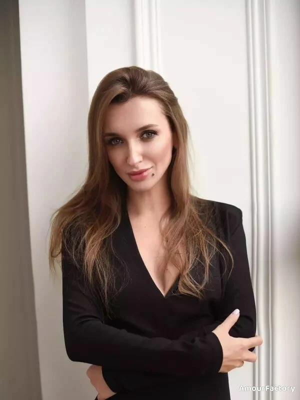Anna Profile image 4
