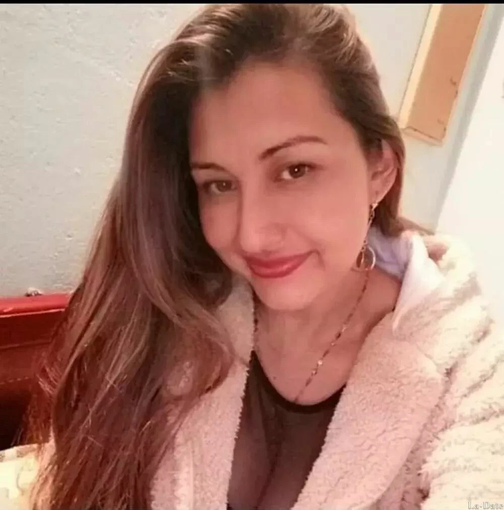 Ximena Profile image 4