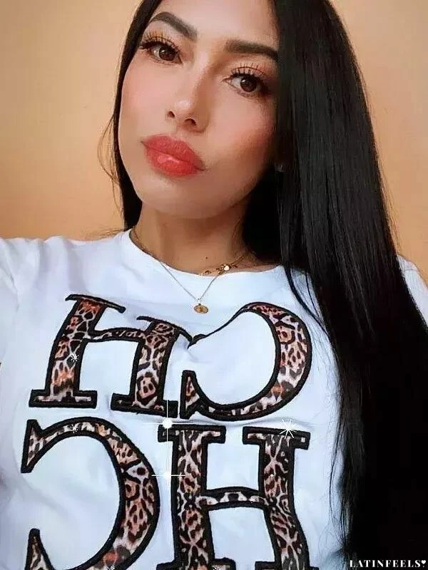 Viviana Profile image 1