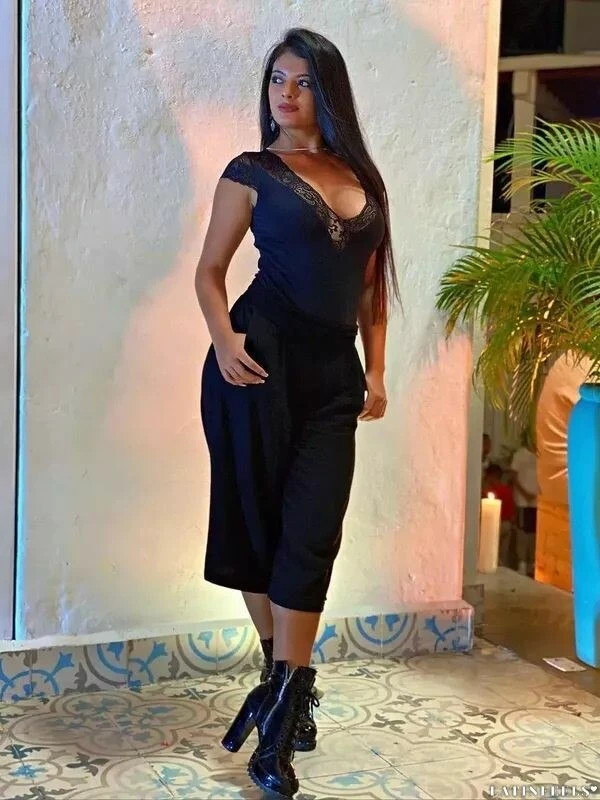 Andrea Profile image 4