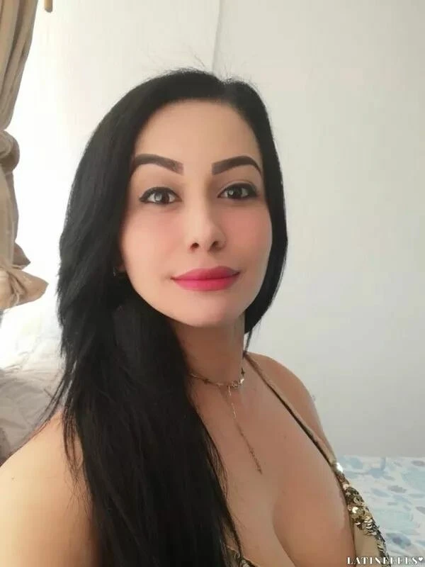 Brenda Profile image 1