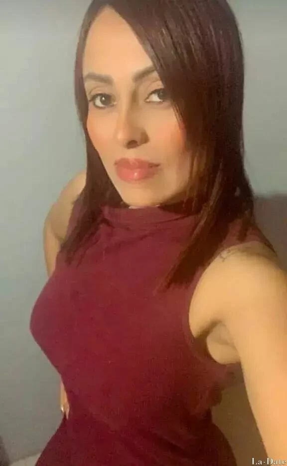 Viviana Profile image 2