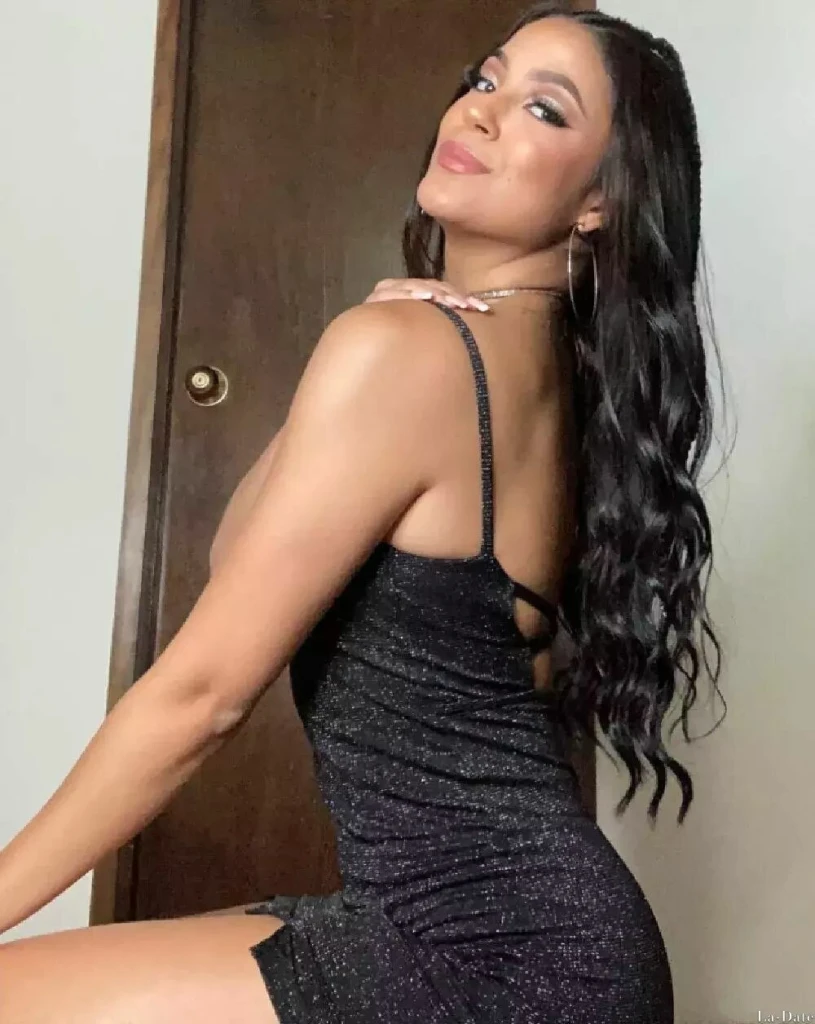 Daniela Alejandra Profile image 4
