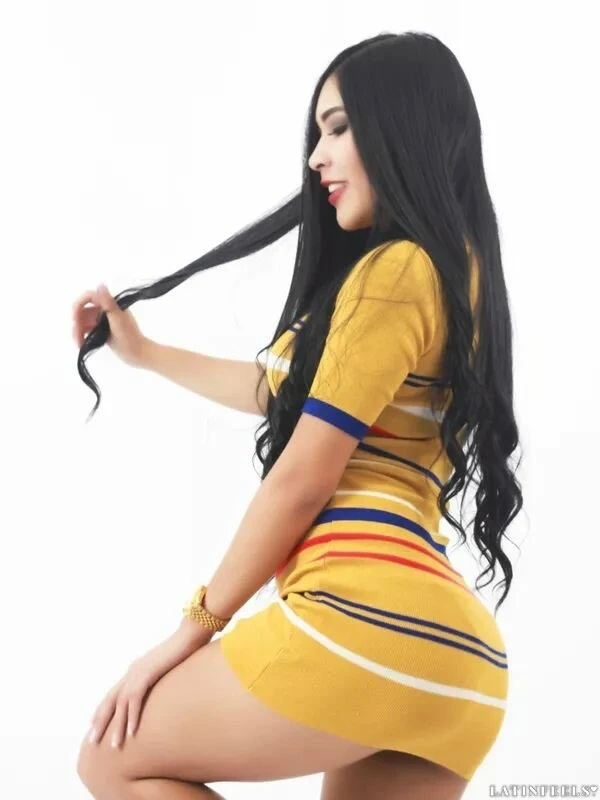 Laura Profile image 3
