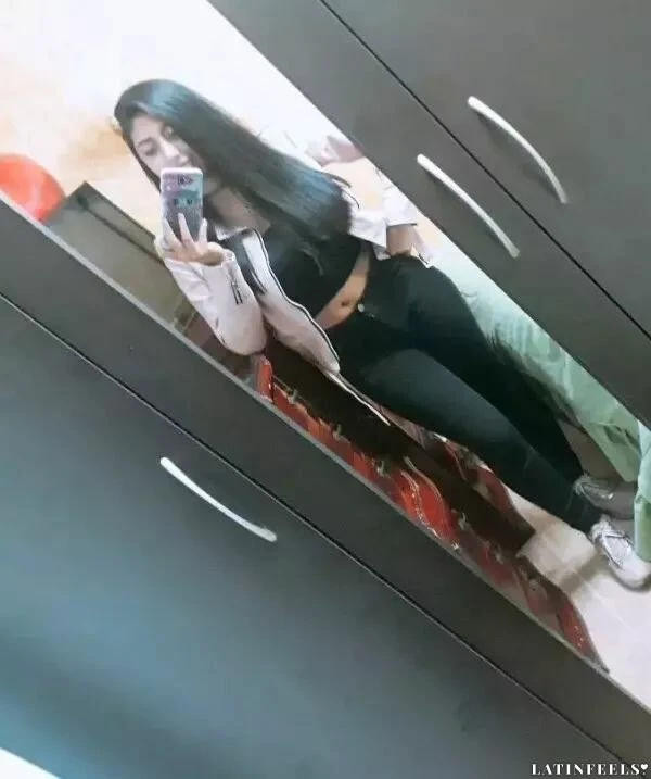 Nikol Profile image 3