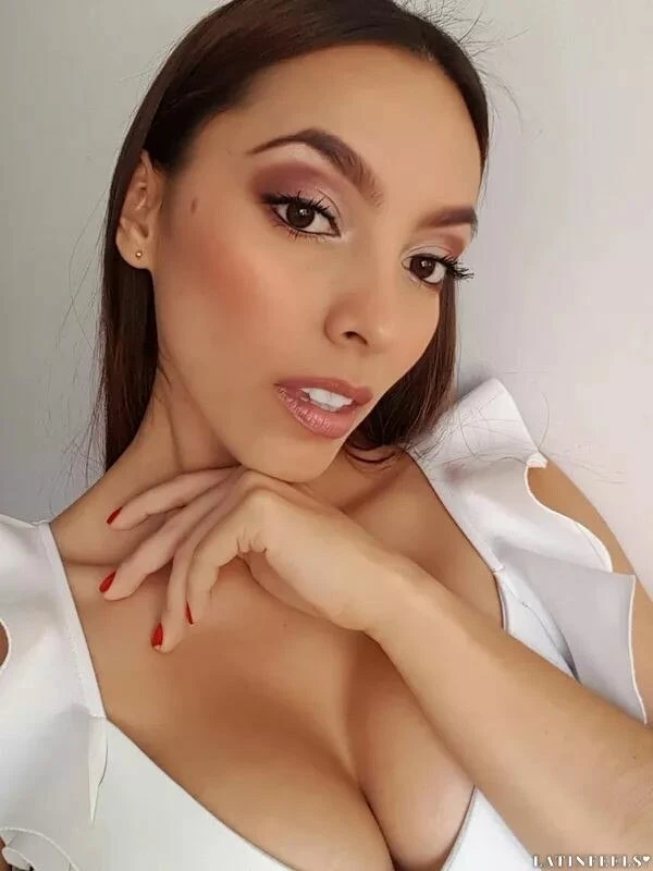 Daniela Profile image 3