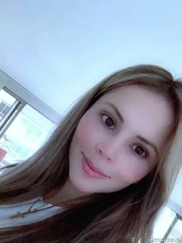 Yenifer Profile image 1