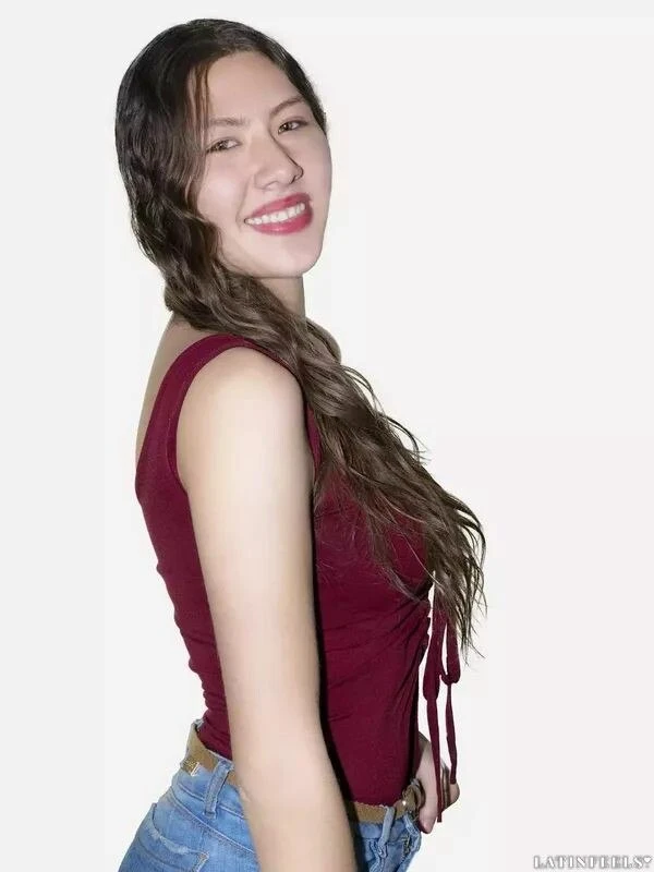 Kelly Profile image 1