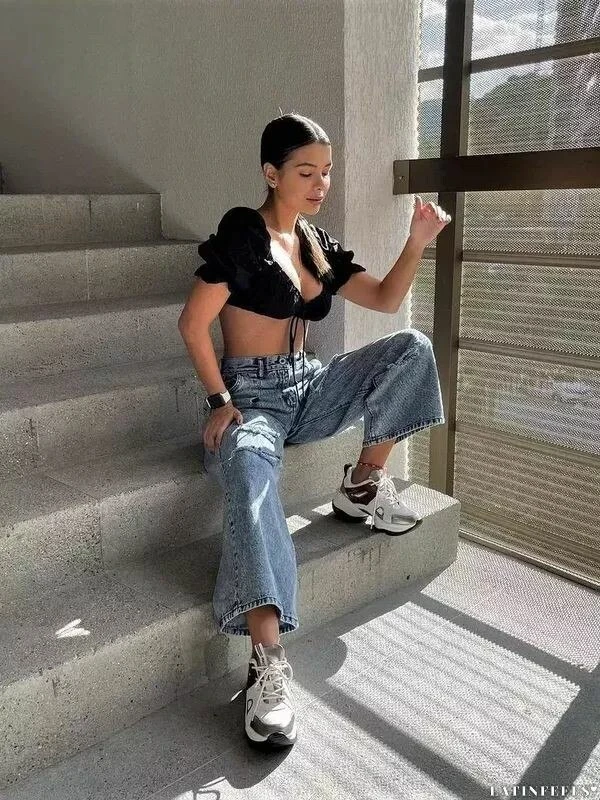 Vanessa Profile image 4