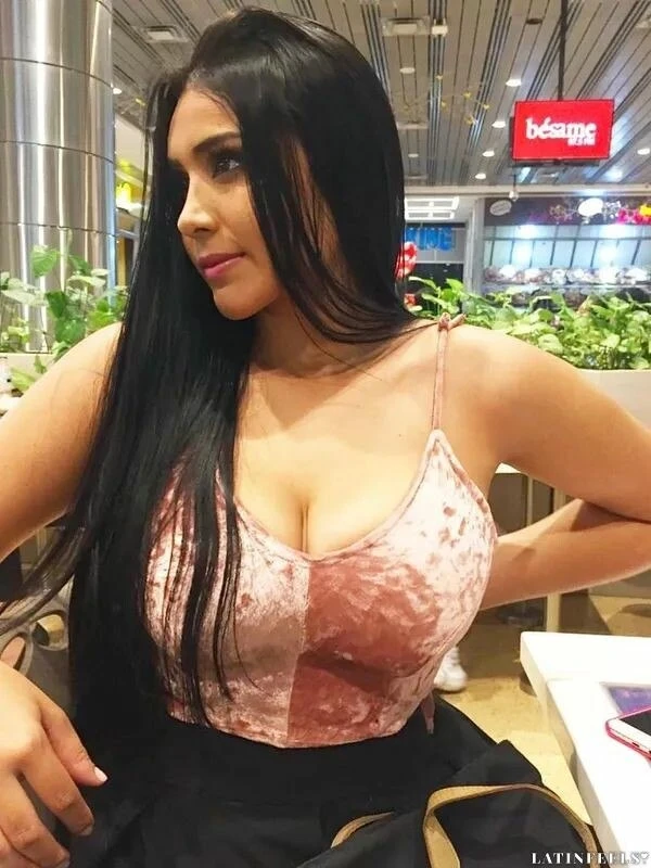 Estefania Profile image 2