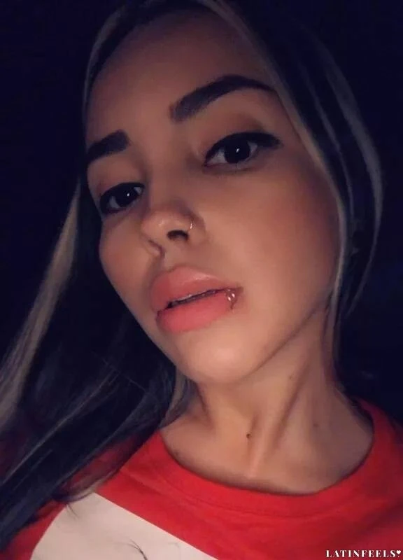 Andrea Johana Profile image 1