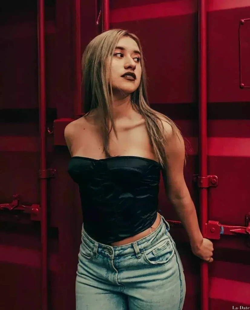 Valentina Profile image 1