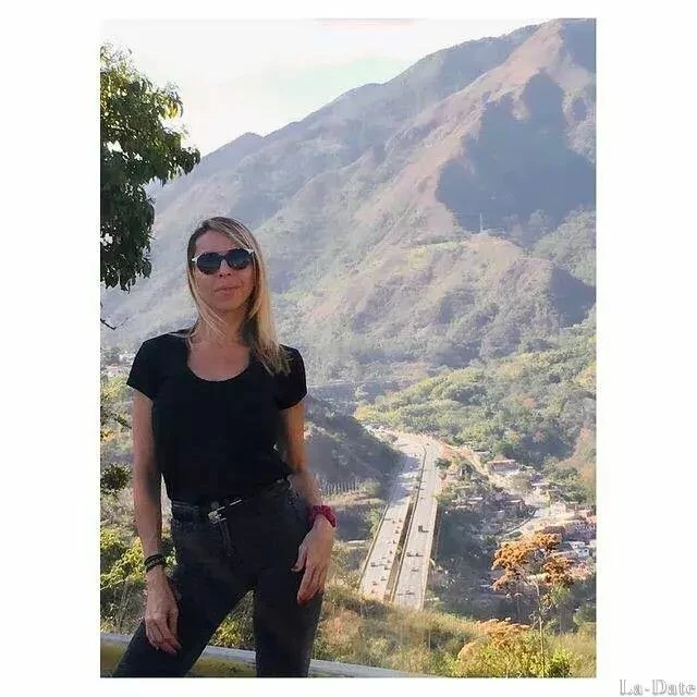 Karina Profile image 1