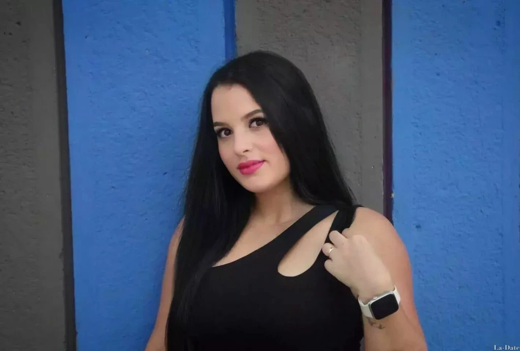 Alexandra Profile image 3