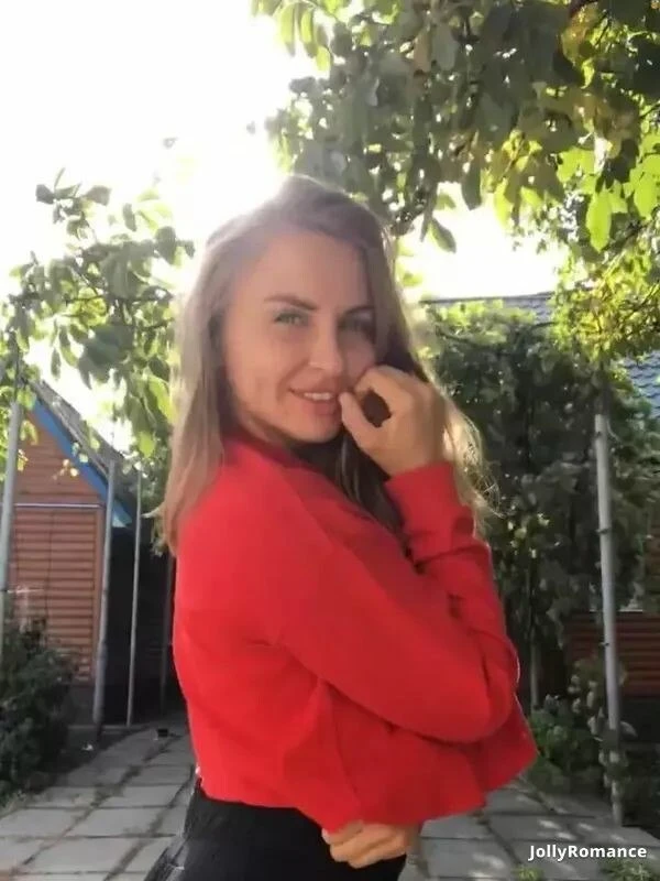 Olga, 29