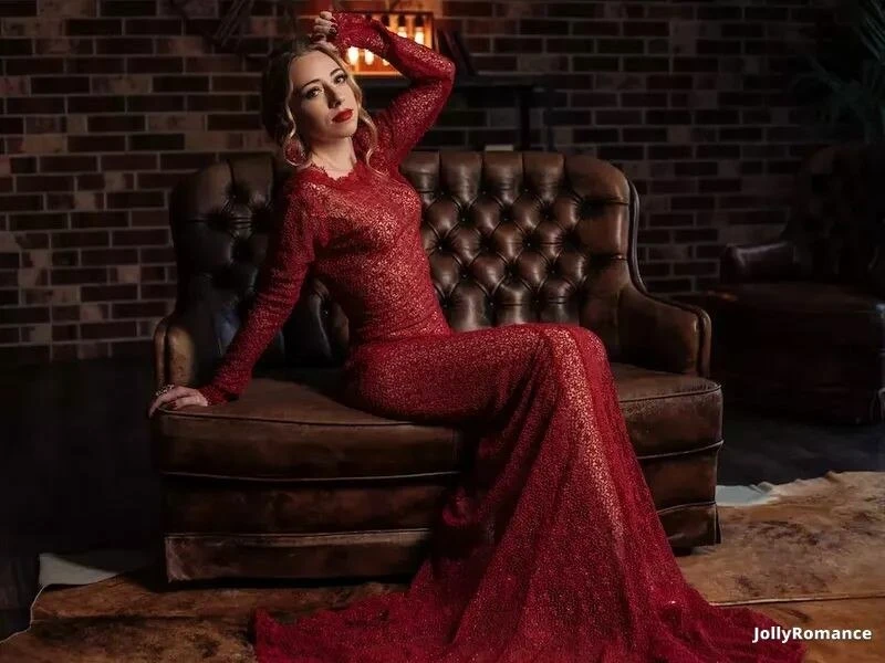 Juliya Profile image 1