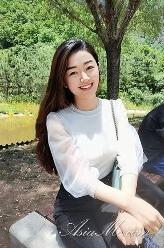 Huan Profile image 2