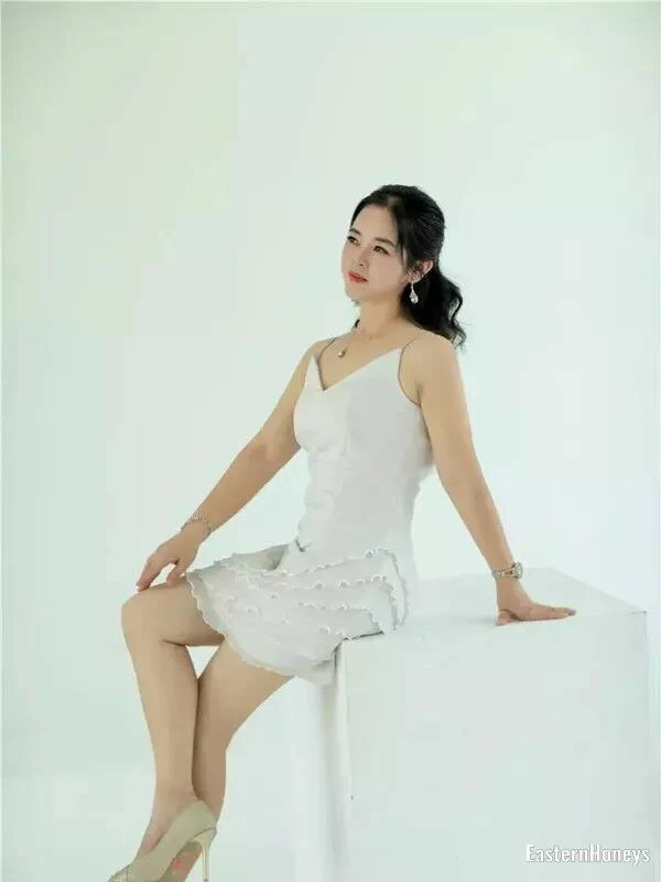Zhi Profile image 4