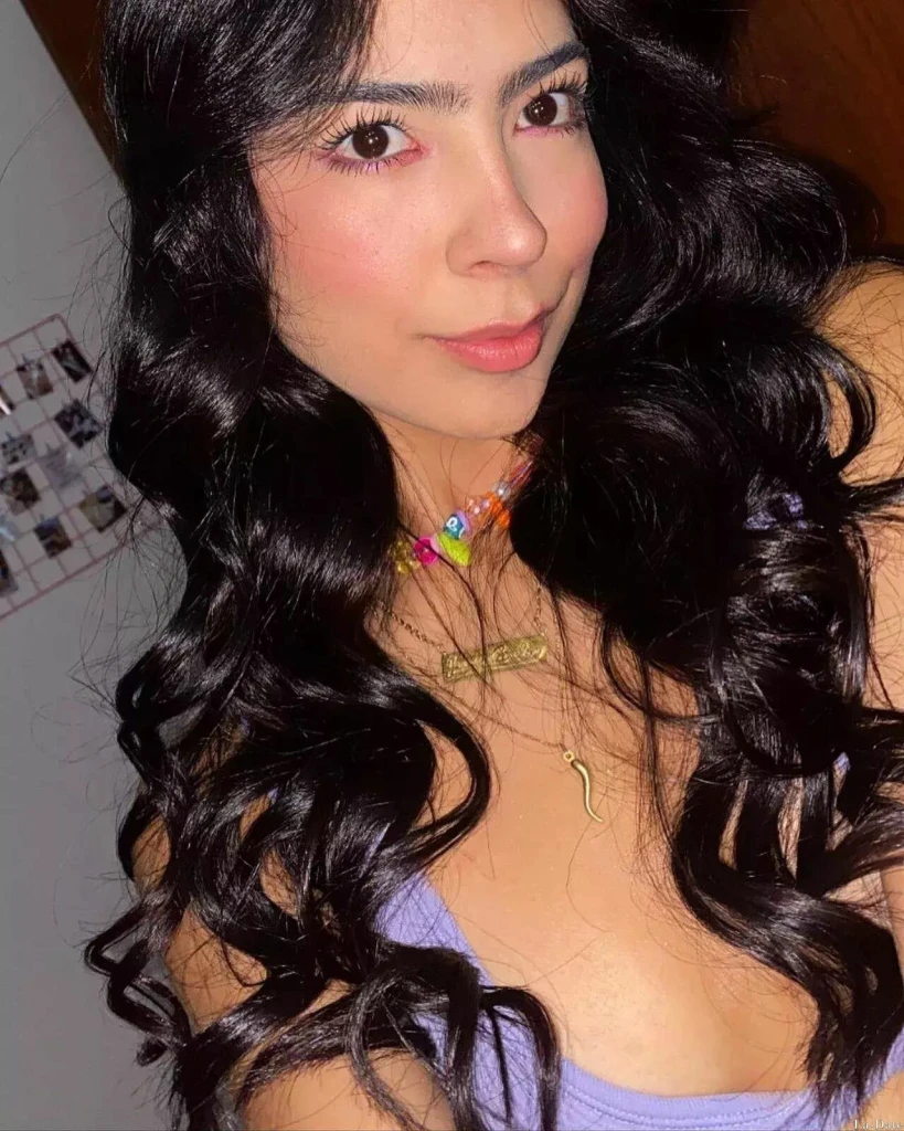 Lucia Profile image 1