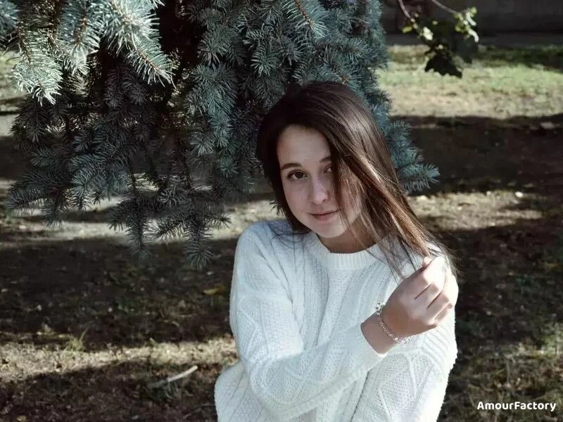 Inna Profile image 4