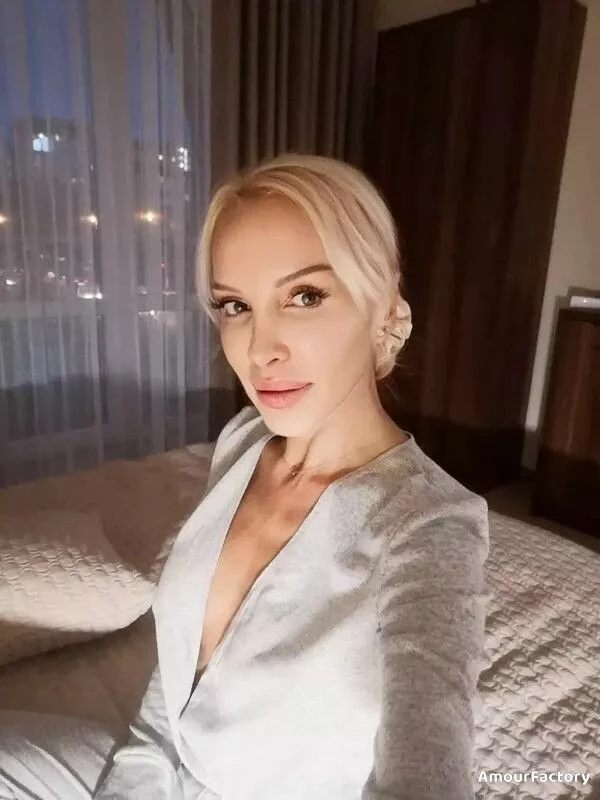 Maria Profile image 4