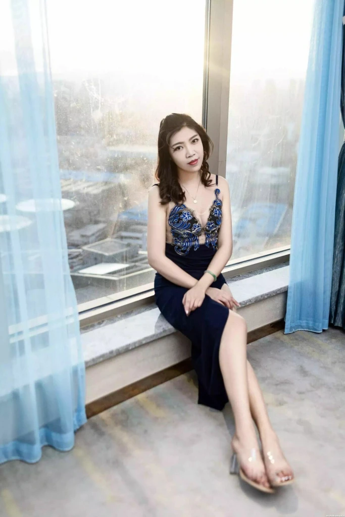 Hua Profile image 2