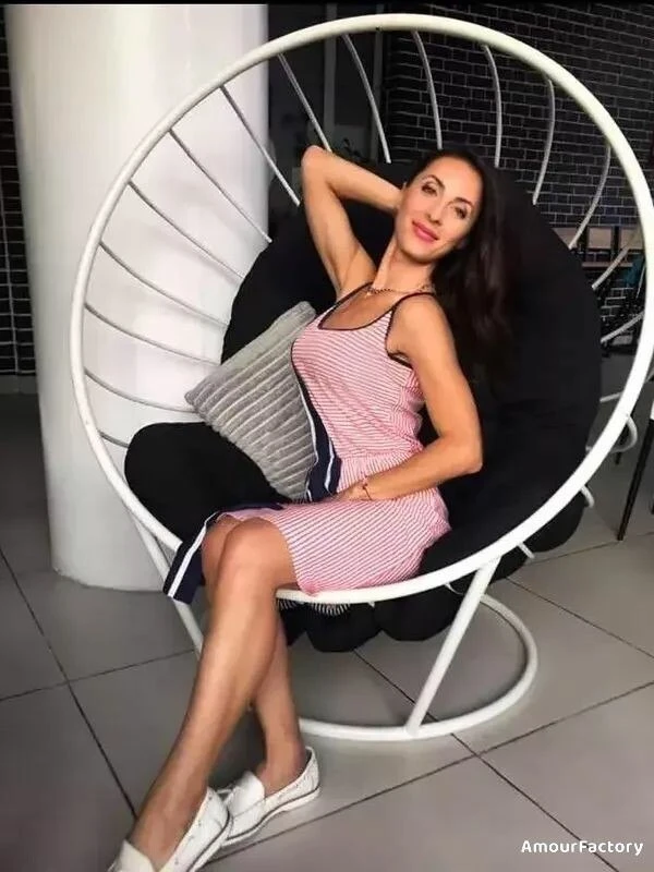 Victoria Profile image 3