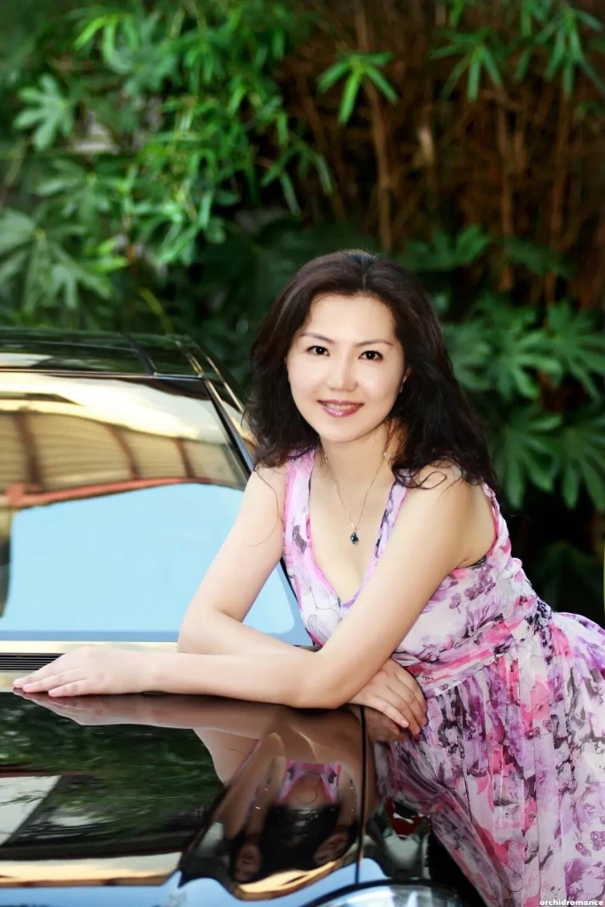 Li Yan Profile image 2