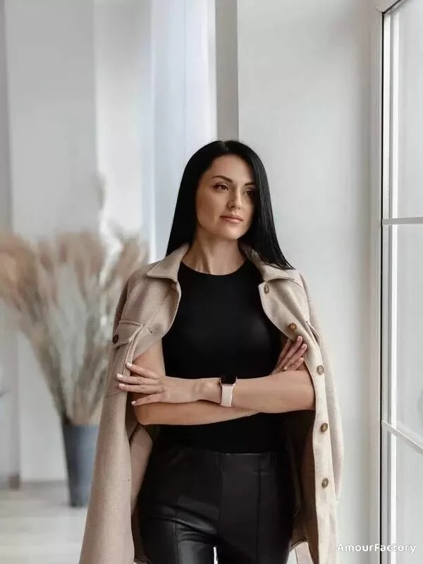 Aleksandra Profile image 4