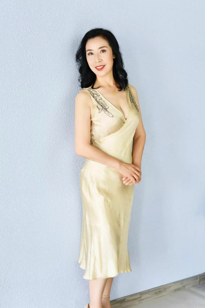 Losa Profile image 4