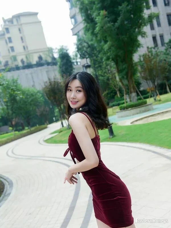 Yueyu Profile image 2