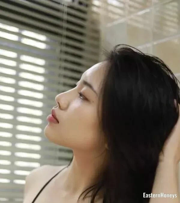 Ying Zhu Profile image 3