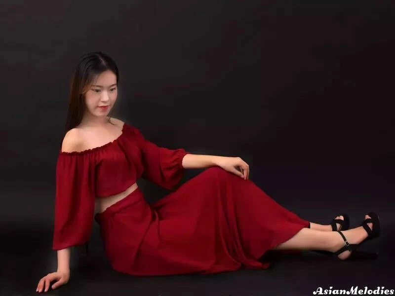JingYi Xie Profile image 3