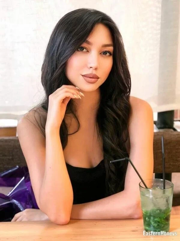 Kristina Profile image 3