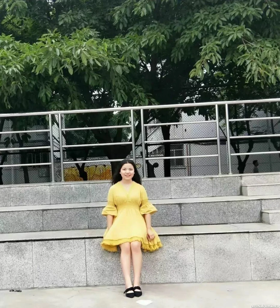 Yuqin Profile image 1