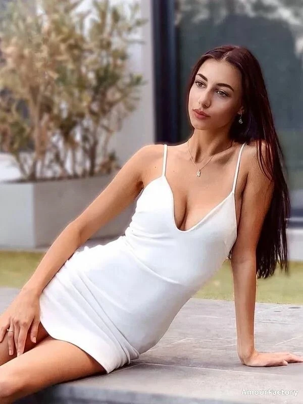 Victoria Profile image 4