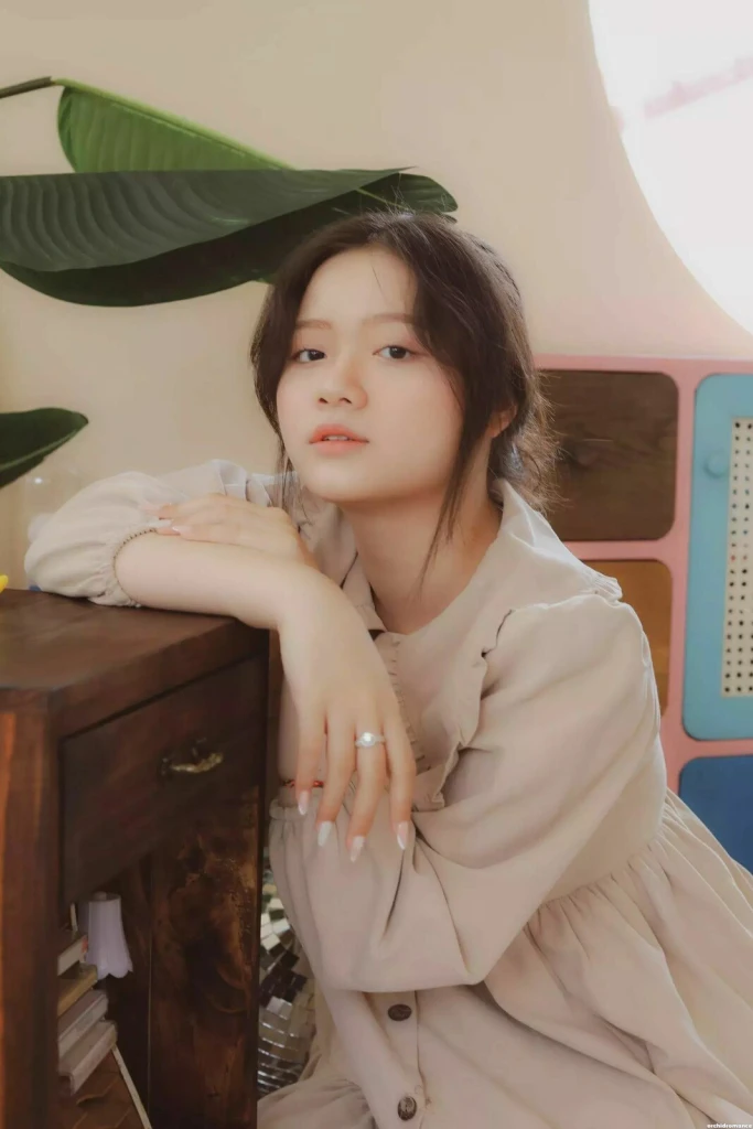 Angela Profile image 3