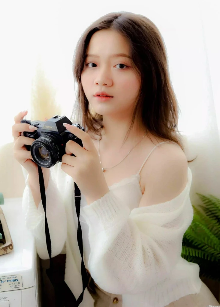 Angela Profile image 2