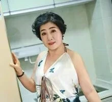 Qiuhui Profile image 3