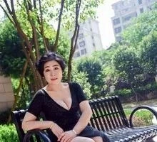 Qiuhui Profile image 1
