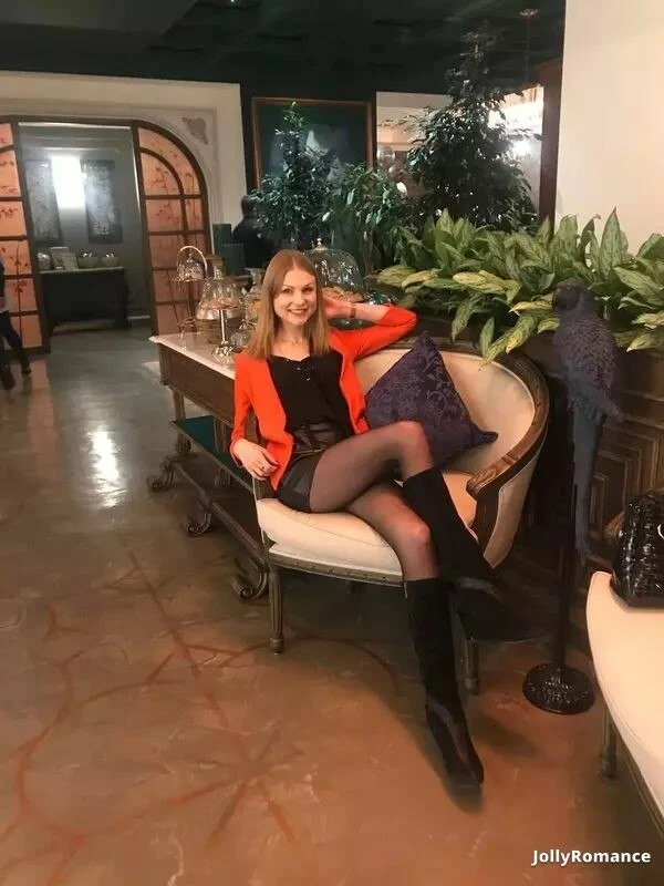 Lesya Profile image 2